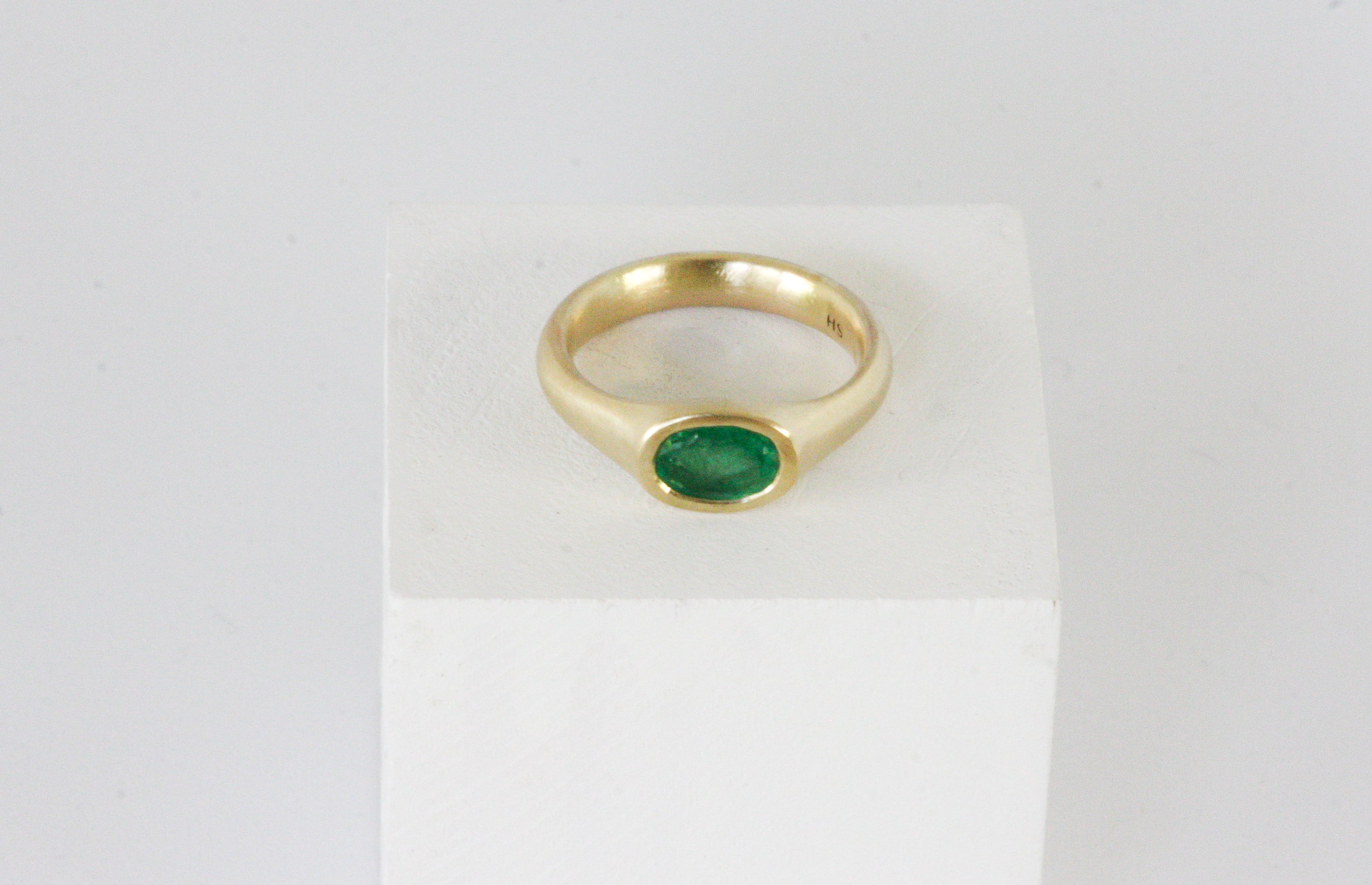 "Princess Crown" Gold & emerald Signet Ring