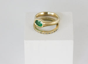 "Princess Crown" Gold & emerald Signet Ring