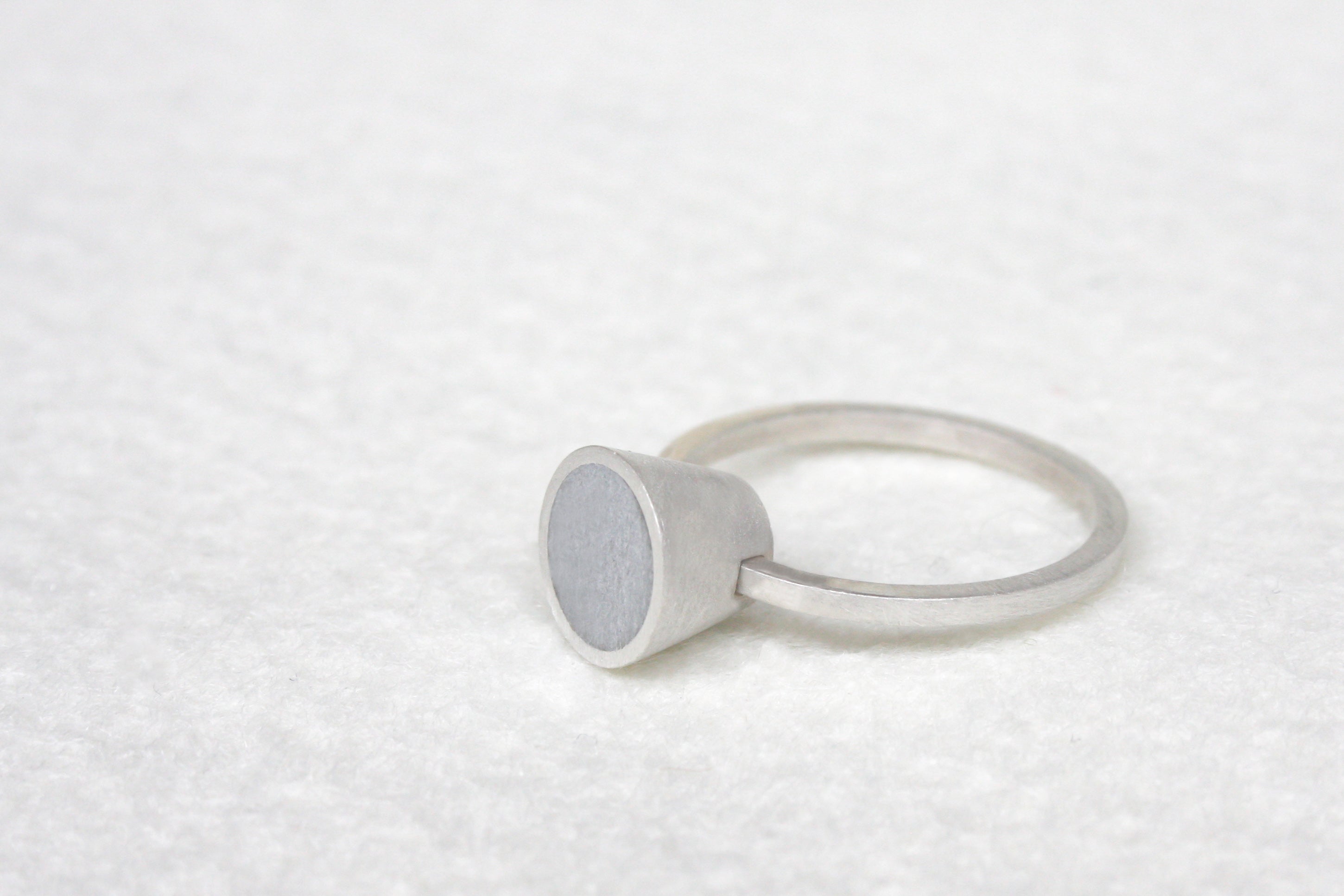 Lucy Setting – Midwinter Co. Alternative Bridal Rings and Modern Fine  Jewelry
