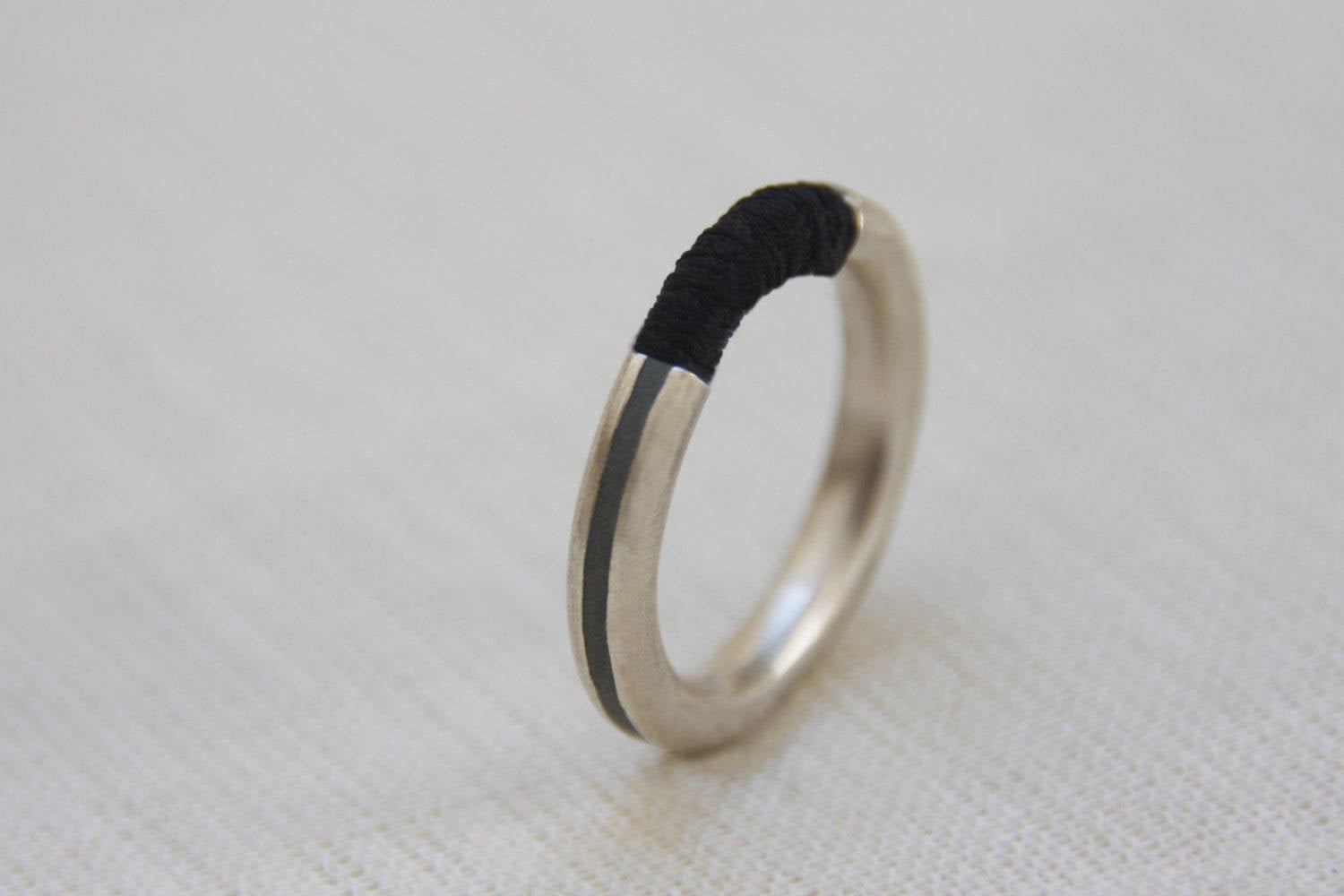 Silver and black ring, Silver and concrete band, Minimalist Silver Ring, Contemporary ring, modern ring, stacking ring, unique ring - hs