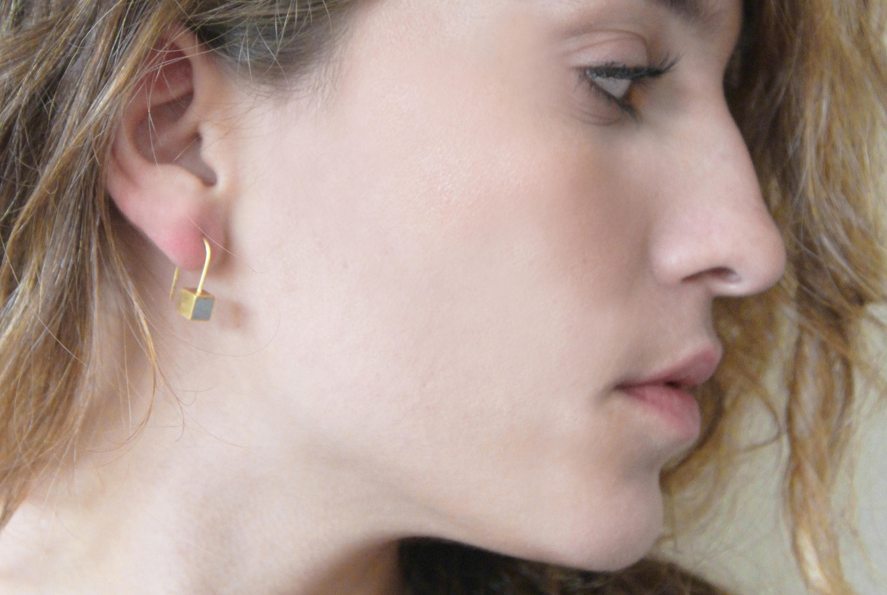 Tiny cube Gold & Concrete dangle Earrings with Gold leaf - hs