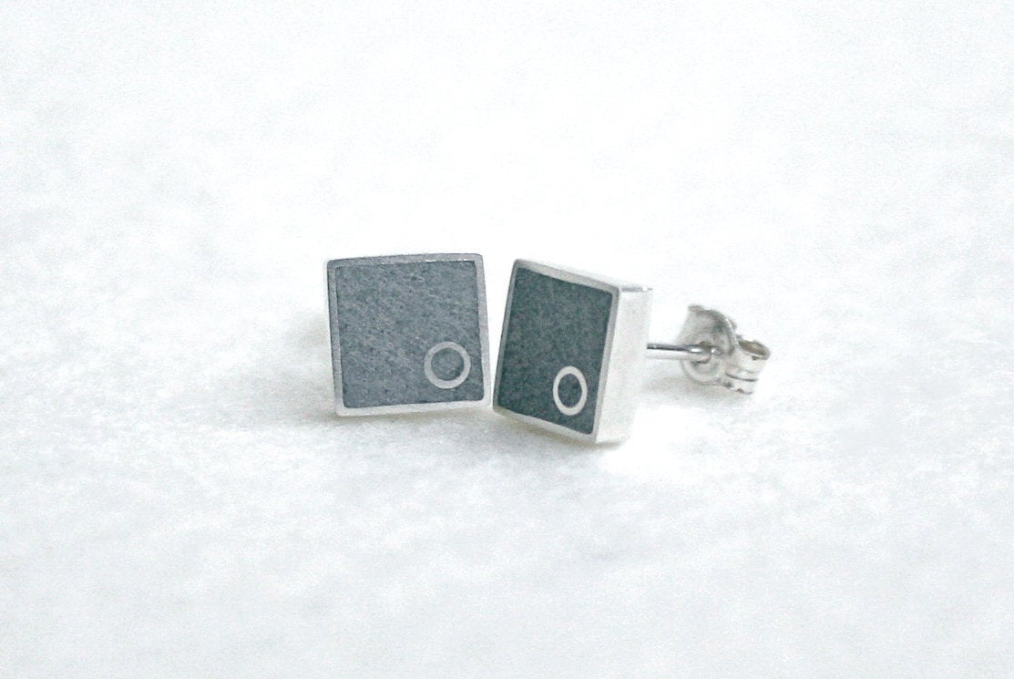 Everyday Square Silver & Concrete Gray Studs - hs