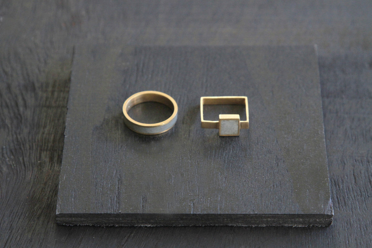 Gold & Concrete Geometric Square Ring – HS