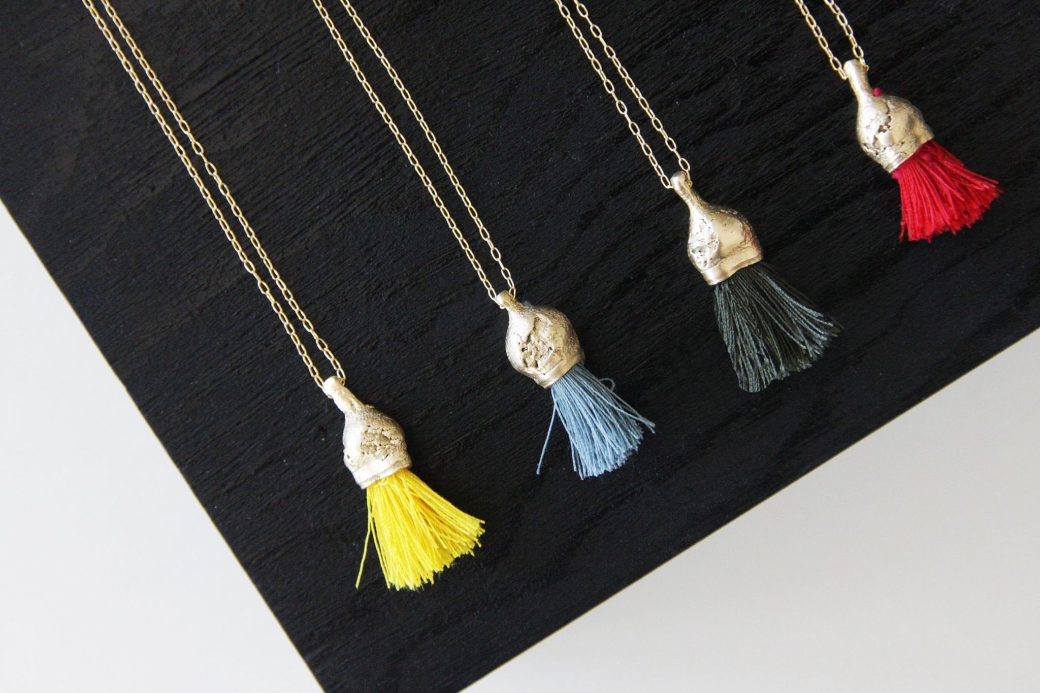 Nature Necklace / Red Tassel Necklace / Gold And Cotton Pendant / Organic Necklace / Gold Charm Pendant - hs
