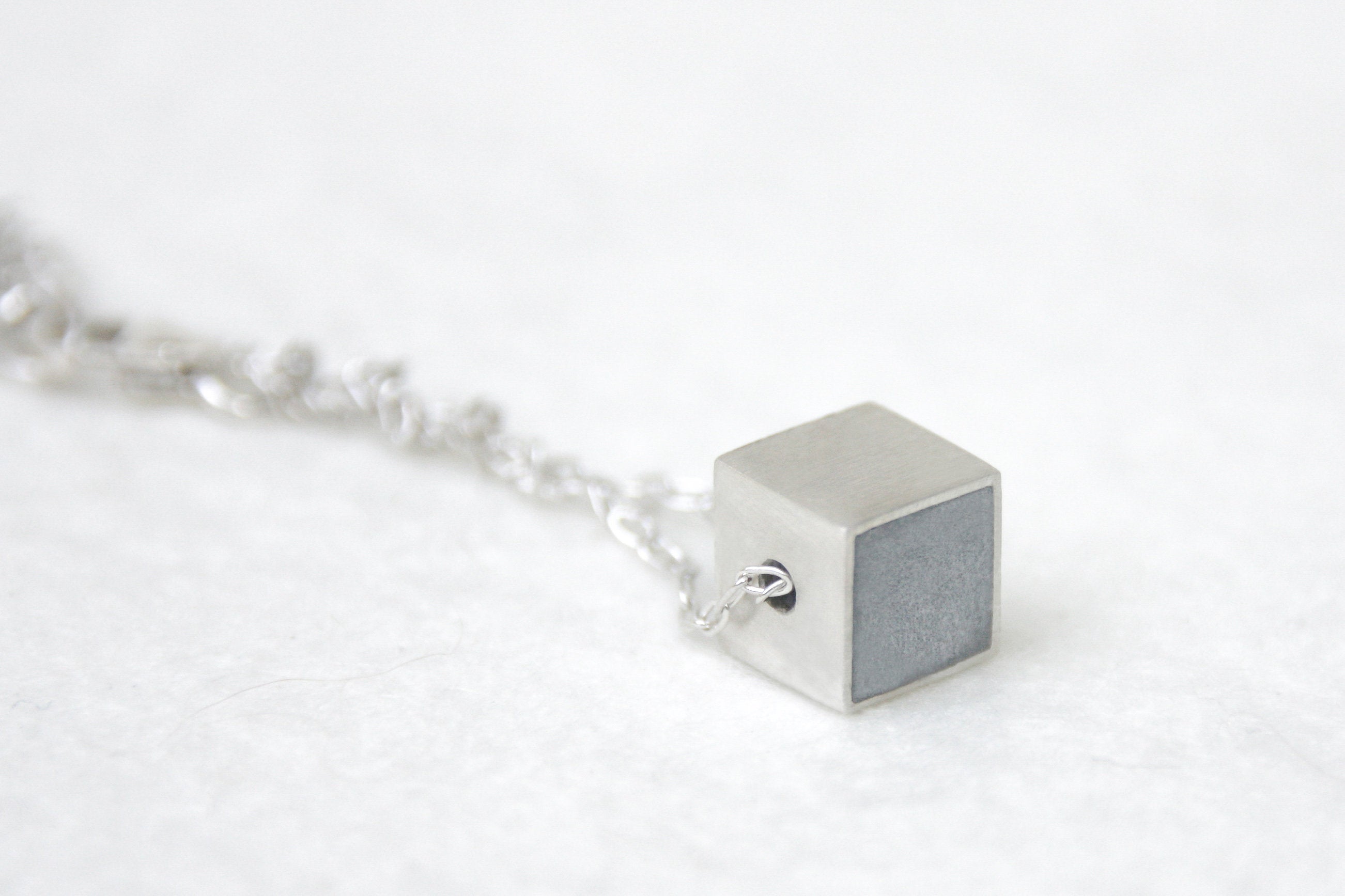 Everyday Geometric Cube Necklace - hs