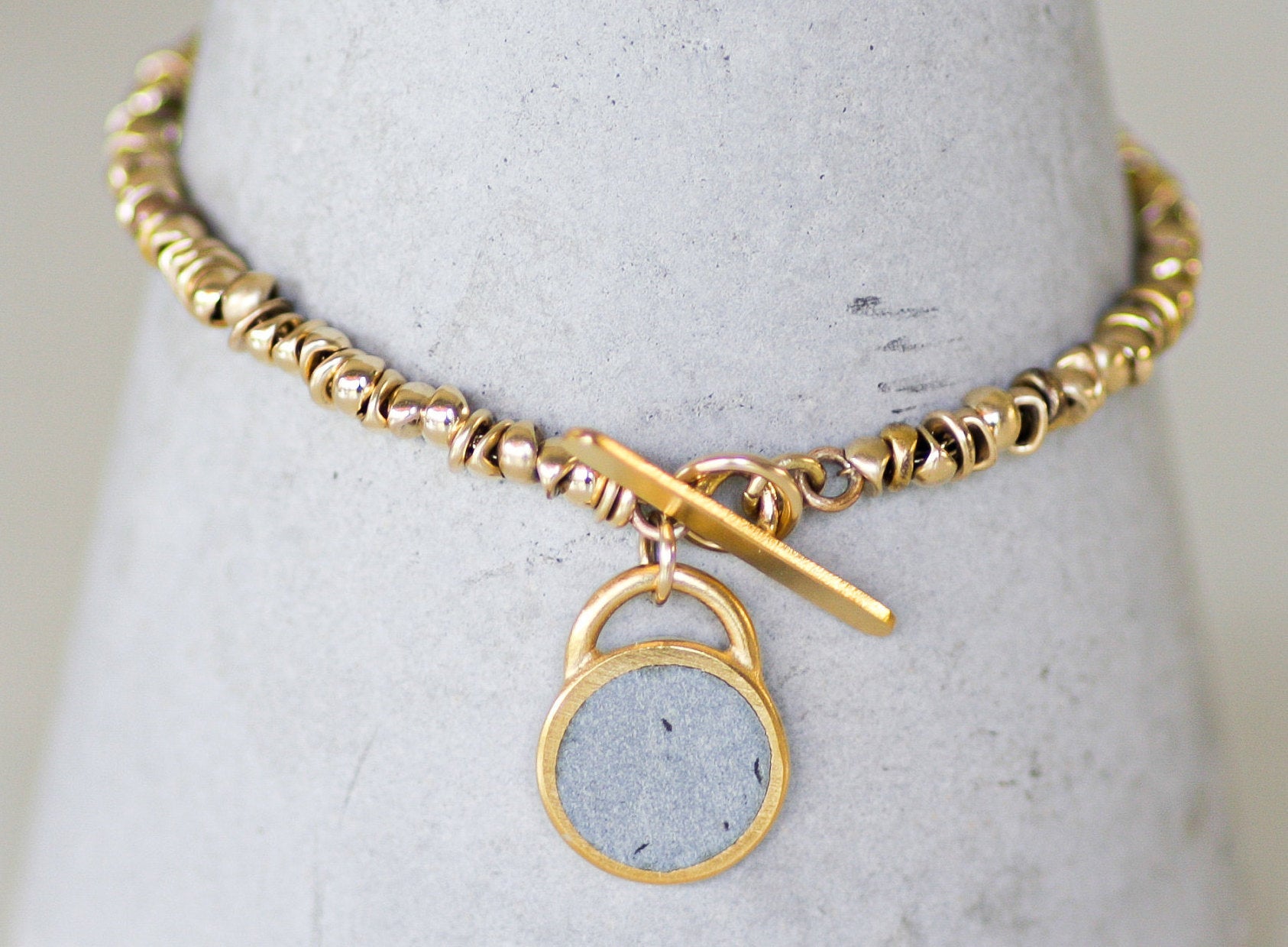 Gold Beads And Round Concrete Charm Bracelet - hs