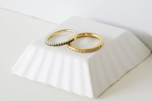 Black Diamonds 14K Gold Ring / Delicate Engagement Band Ring / Thin Gold Band with Black Diamonds - hs