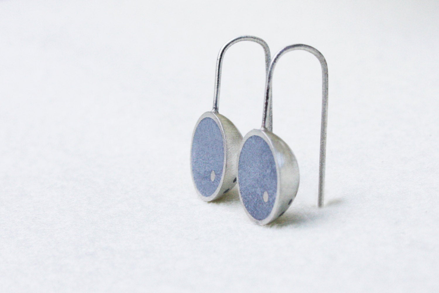 Modern semicircle silver & concrete modern earrings - hs
