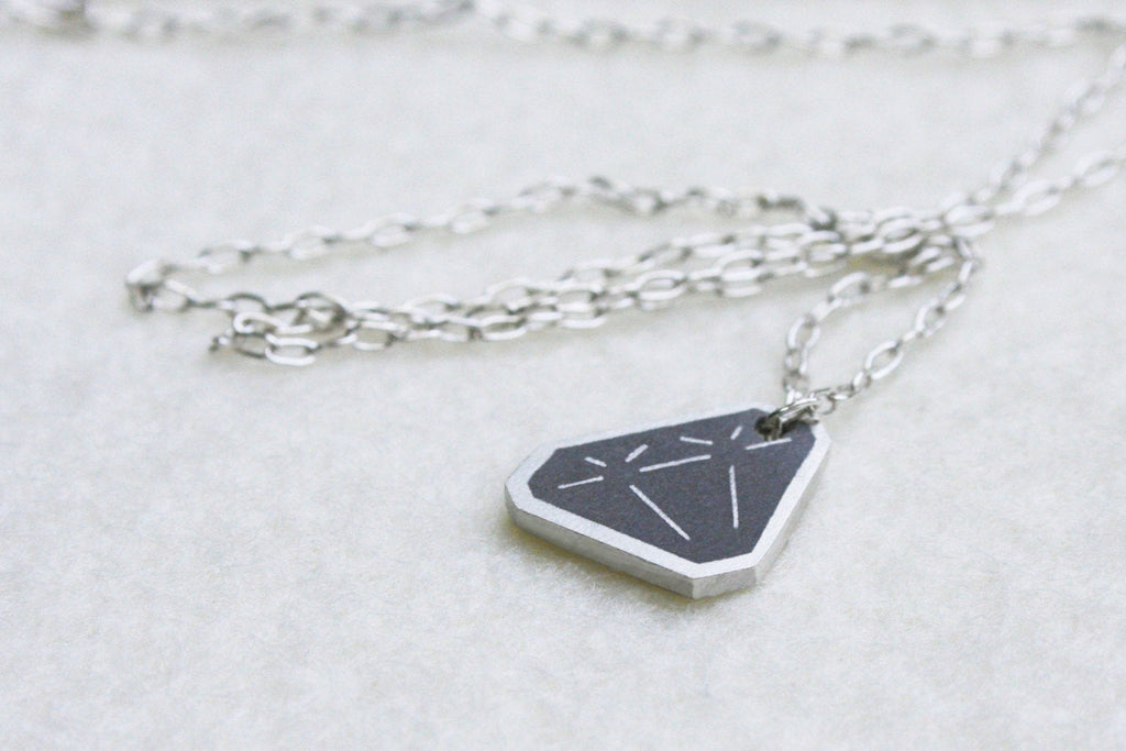 Tiny Silver Diamond shaped necklace - hs